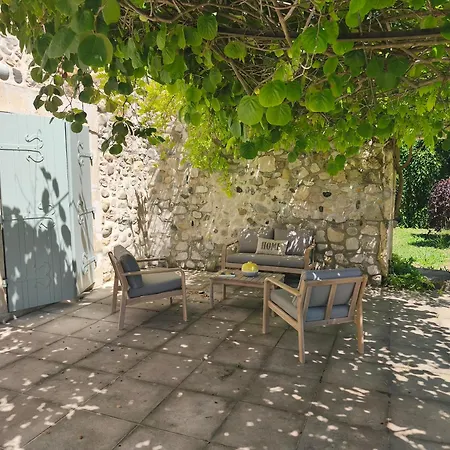 Bastide De La Rivelle - Demeure De Charme En Drome Provencale *